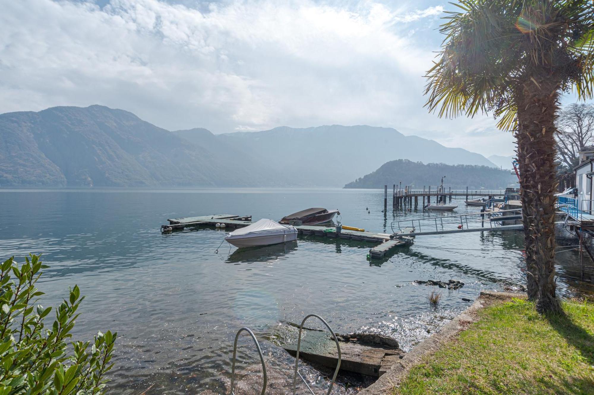 Casetta Al Lago Mezzegra Exterior photo