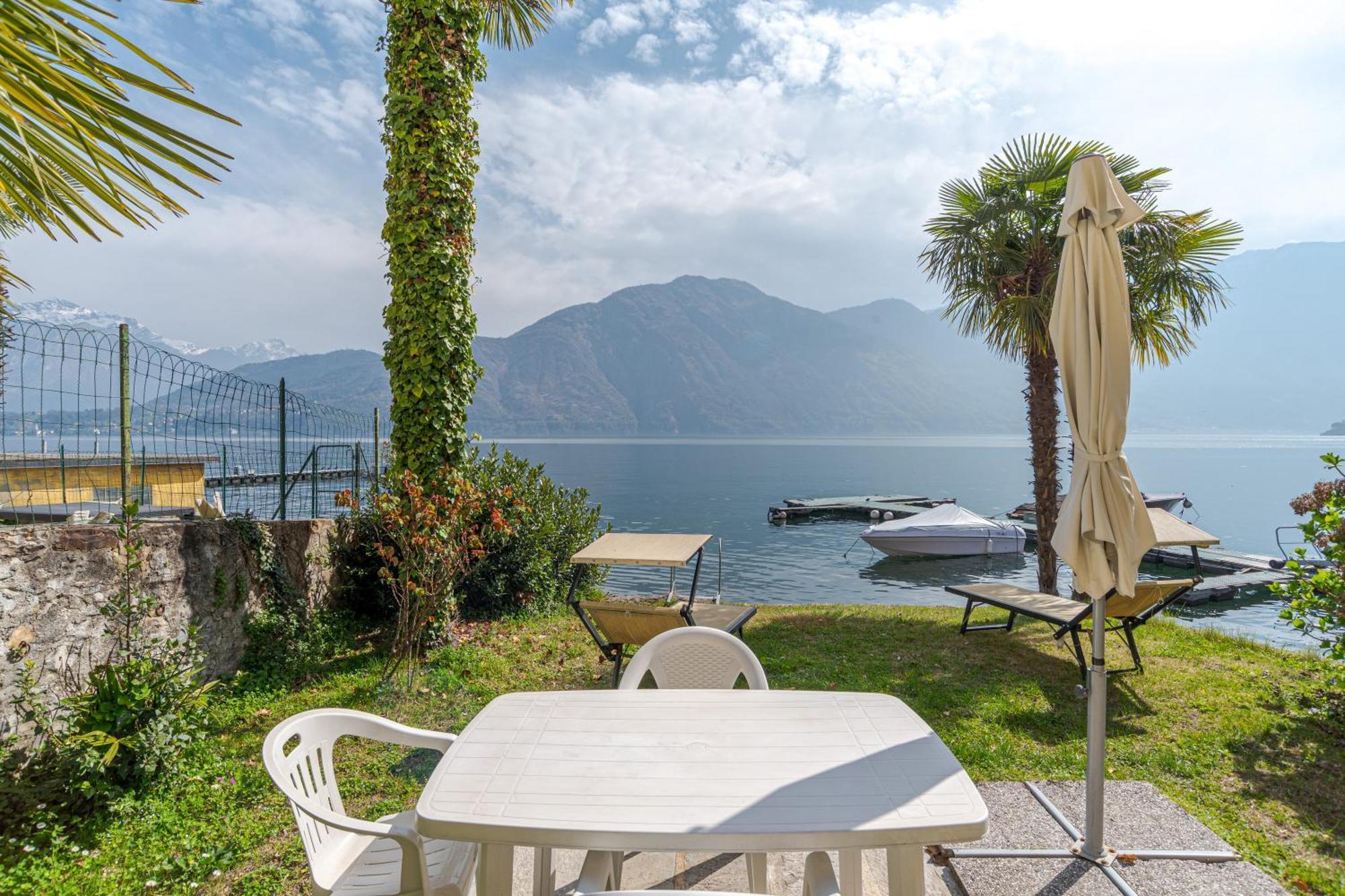 Casetta Al Lago Mezzegra Exterior photo