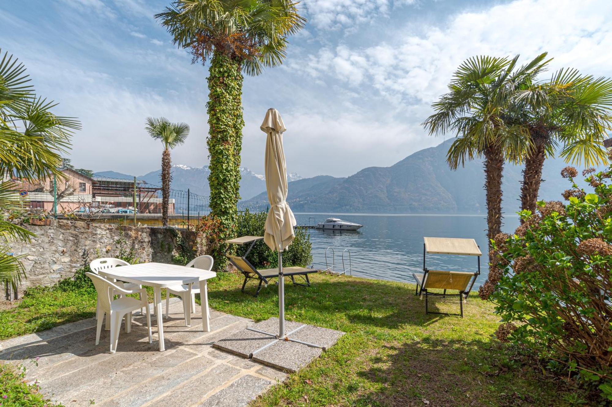 Casetta Al Lago Mezzegra Exterior photo